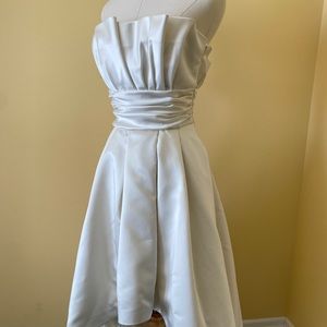 Wedding Dress Black & White Label High Low Paper Bag Style Size 4
